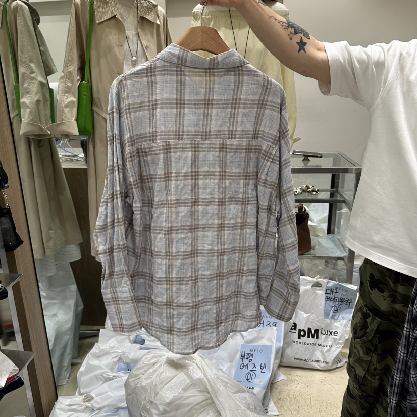 MELO韓國代購女士新品時尚熱賣推薦26春夏襯衫蕾絲衫格子褶裥MELO襯衫/蕾絲衫