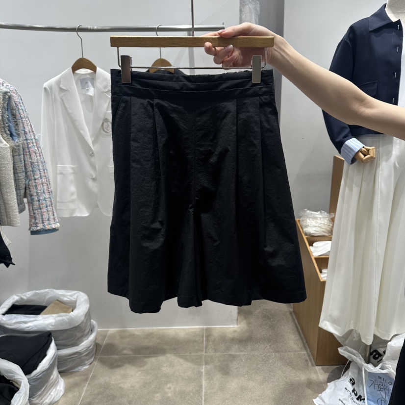 ENVY韓國直郵實拍女裝新款職業休閑時尚26春夏熱賣短褲褶裥ENVY短褲圖色2