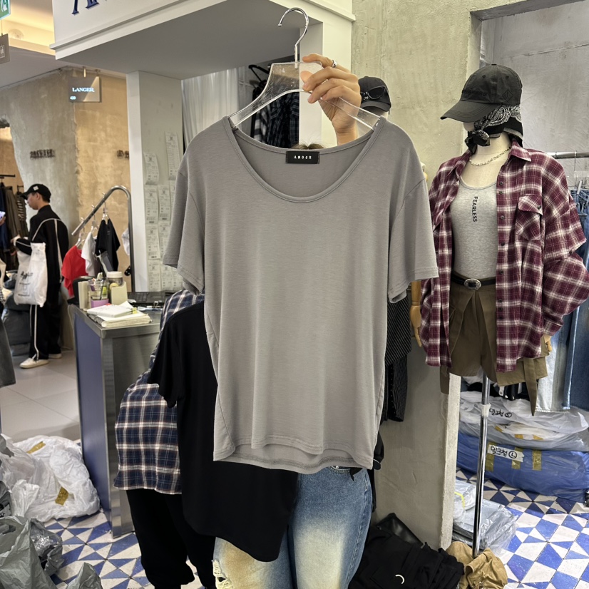 AMOUR韓國直郵女裝新款熱賣休閑26春夏時尚推薦職業T恤U領AMOURT恤圖色2