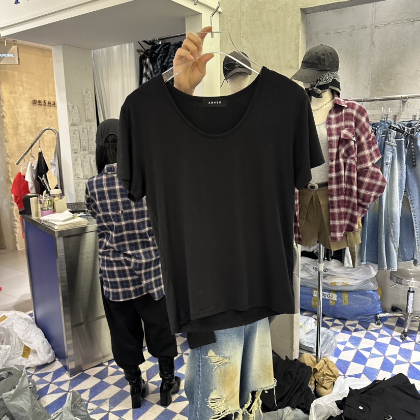 AMOUR韓國直郵女裝新款熱賣休閑26春夏時尚推薦職業T恤U領AMOURT恤圖色3