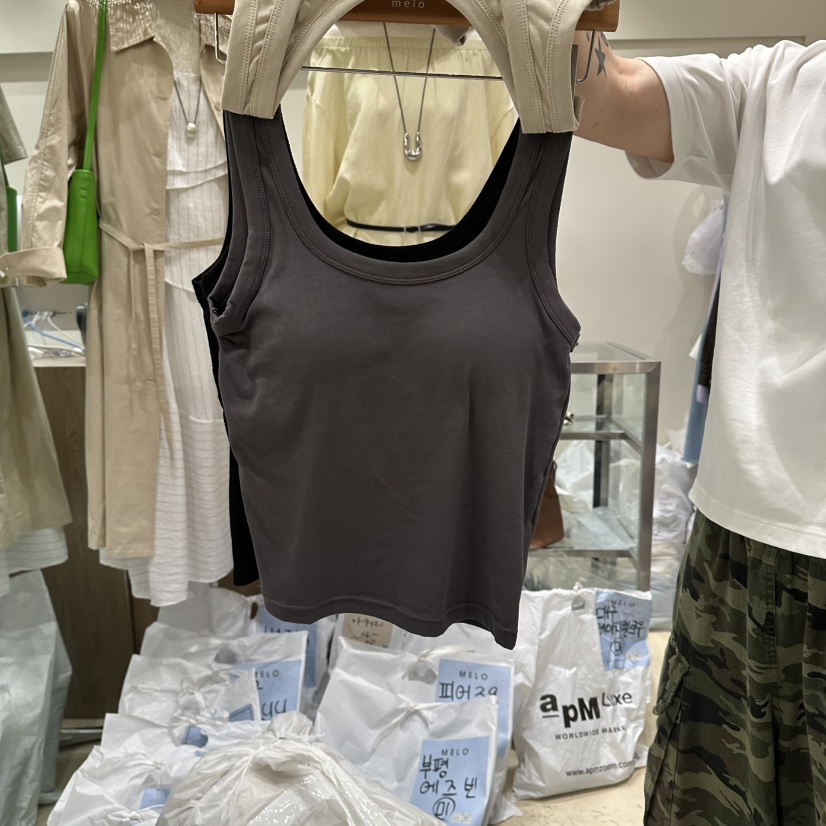 MELO韓國東大門直郵女裝新品人氣推薦熱賣職業時尚吊帶背心MELO吊帶/背心圖色3