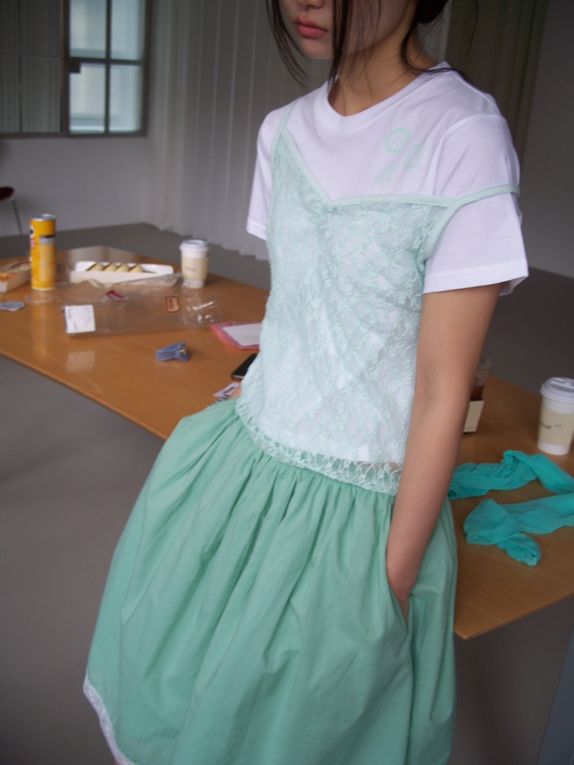 FLASH/I LOVE ME韓國直郵女裝新品時尚熱賣吊帶背心花朵FLASH/I LOVE ME吊帶/背心