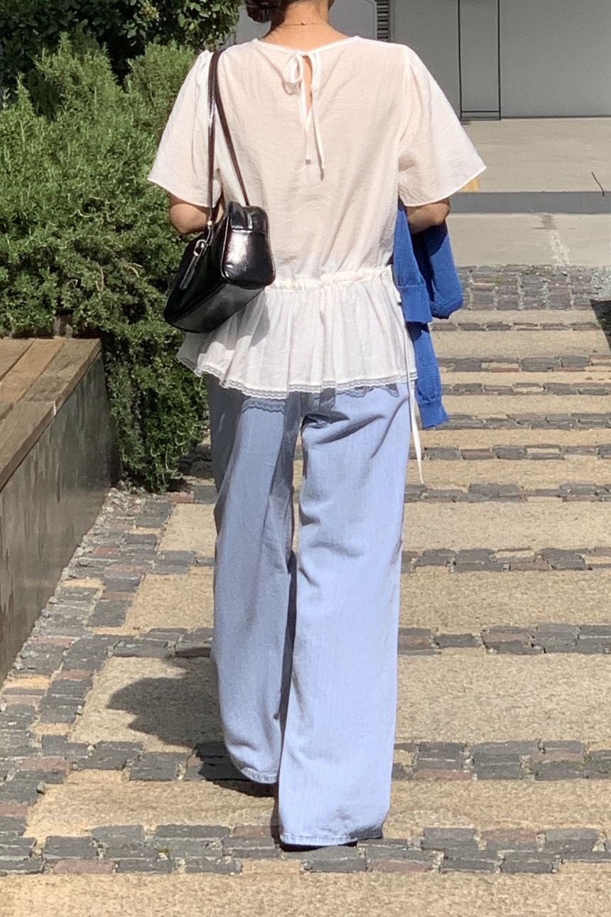 FRILL-T/DADA韓國直郵女士新品人氣推薦襯衫蕾絲衫荷葉邊FRILL-T/DADA襯衫/蕾絲衫