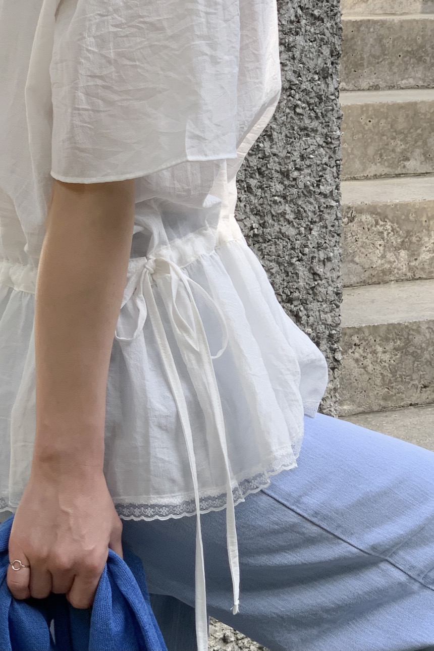 FRILL-T/DADA韓國直郵女士新品人氣推薦襯衫蕾絲衫荷葉邊FRILL-T/DADA襯衫/蕾絲衫