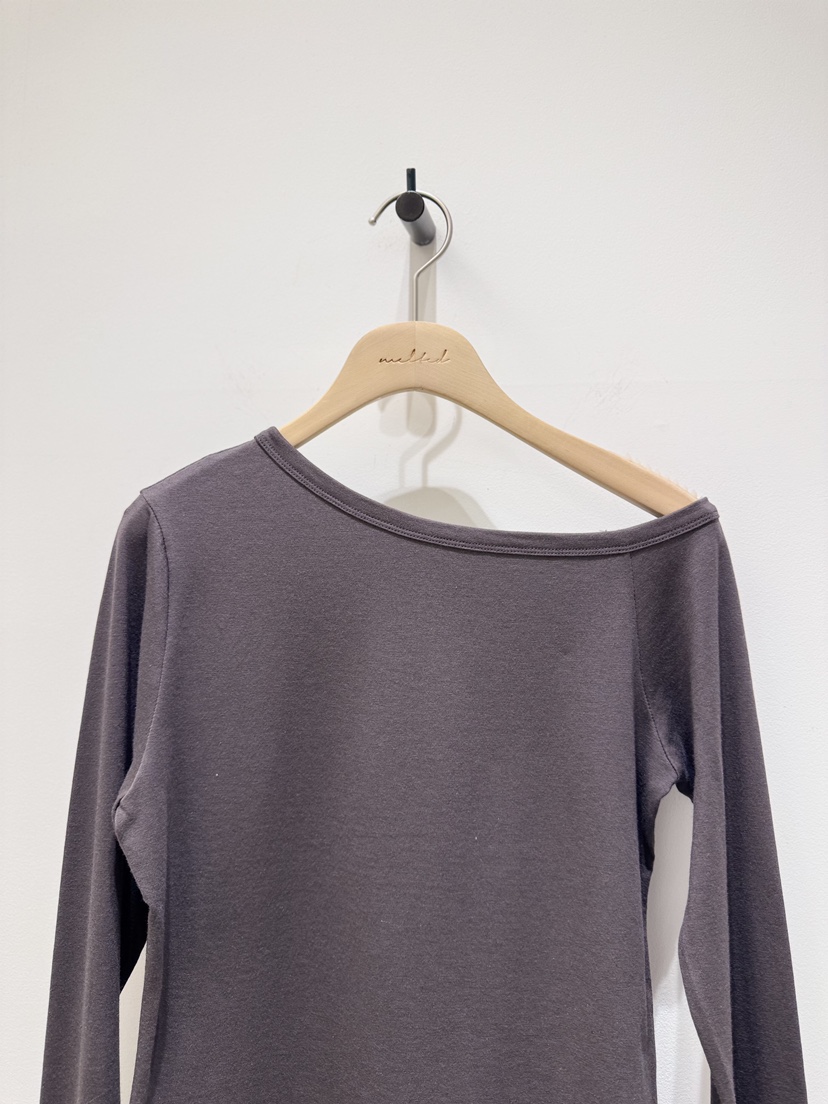 MELTED-P韓國代購女士新品26春夏推薦人氣熱賣時尚長袖T恤MELTED-P長袖T恤