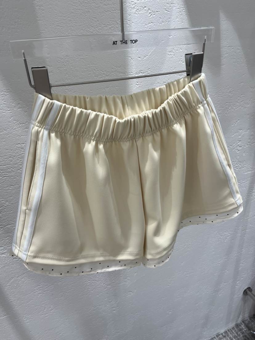 AT THE TOP韓國代購女裝新品推薦熱賣人氣26春夏時尚短褲AT THE TOP短褲圖色1