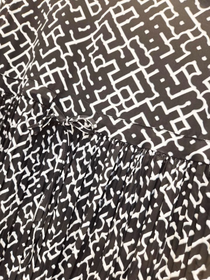 RICO/BLING BLING-S東大門代購女裝新款真品人氣連衣裙RICO/BLING BLING-S連衣裙