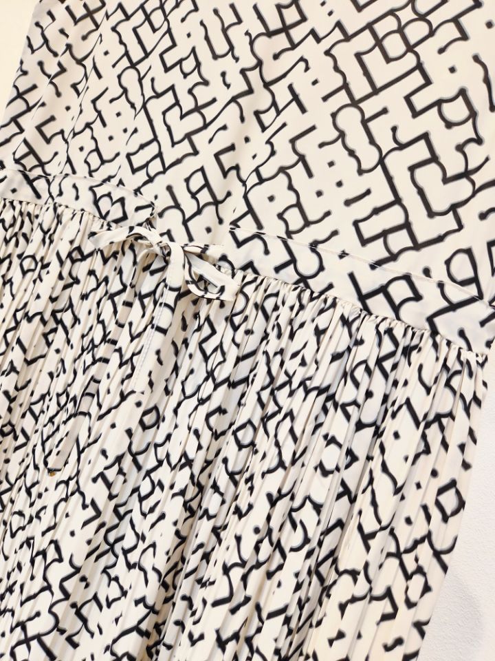 RICO/BLING BLING-S東大門代購女裝新款真品人氣連衣裙RICO/BLING BLING-S連衣裙