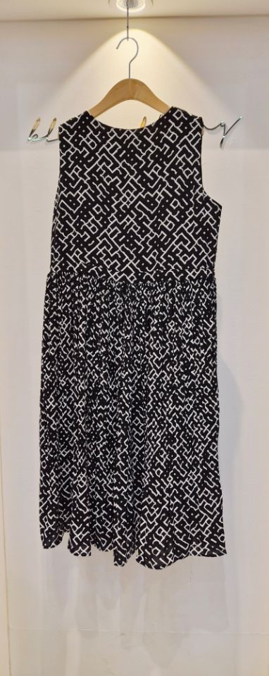 RICO/BLING BLING-S東大門代購女裝新款真品人氣連衣裙RICO/BLING BLING-S連衣裙