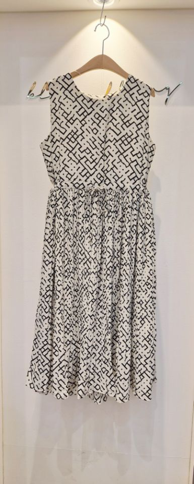 RICO/BLING BLING-S東大門代購女裝新款真品人氣連衣裙RICO/BLING BLING-S連衣裙圖色2