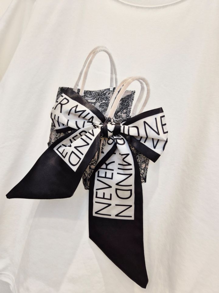 RICO/BLING BLING-S東大門實拍女裝新品時尚真品T恤圍巾RICO/BLING BLING-ST恤