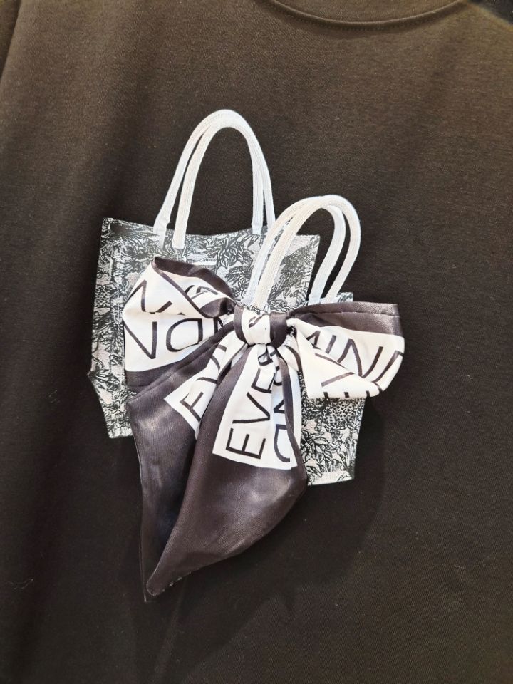 RICO/BLING BLING-S東大門實拍女裝新品時尚真品T恤圍巾RICO/BLING BLING-ST恤