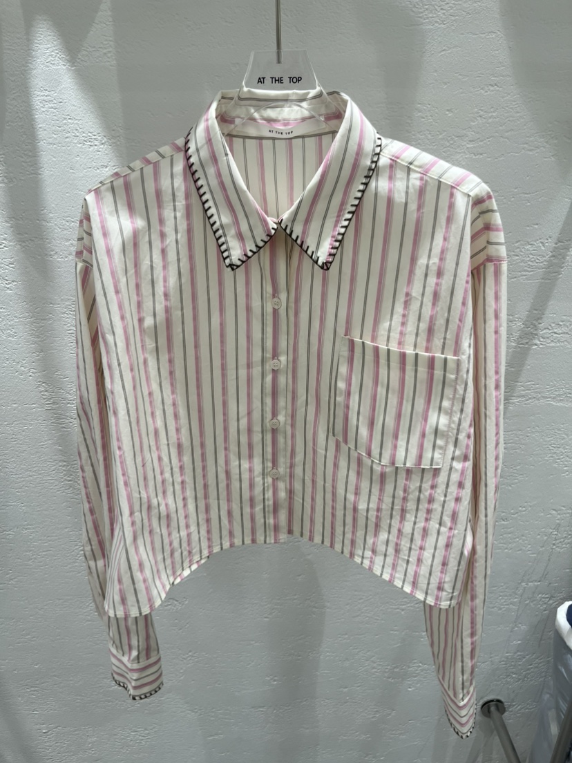 AT THE TOP韓國代購女裝新品時尚熱賣真品襯衫蕾絲衫牛皮AT THE TOP襯衫/蕾絲衫圖色2