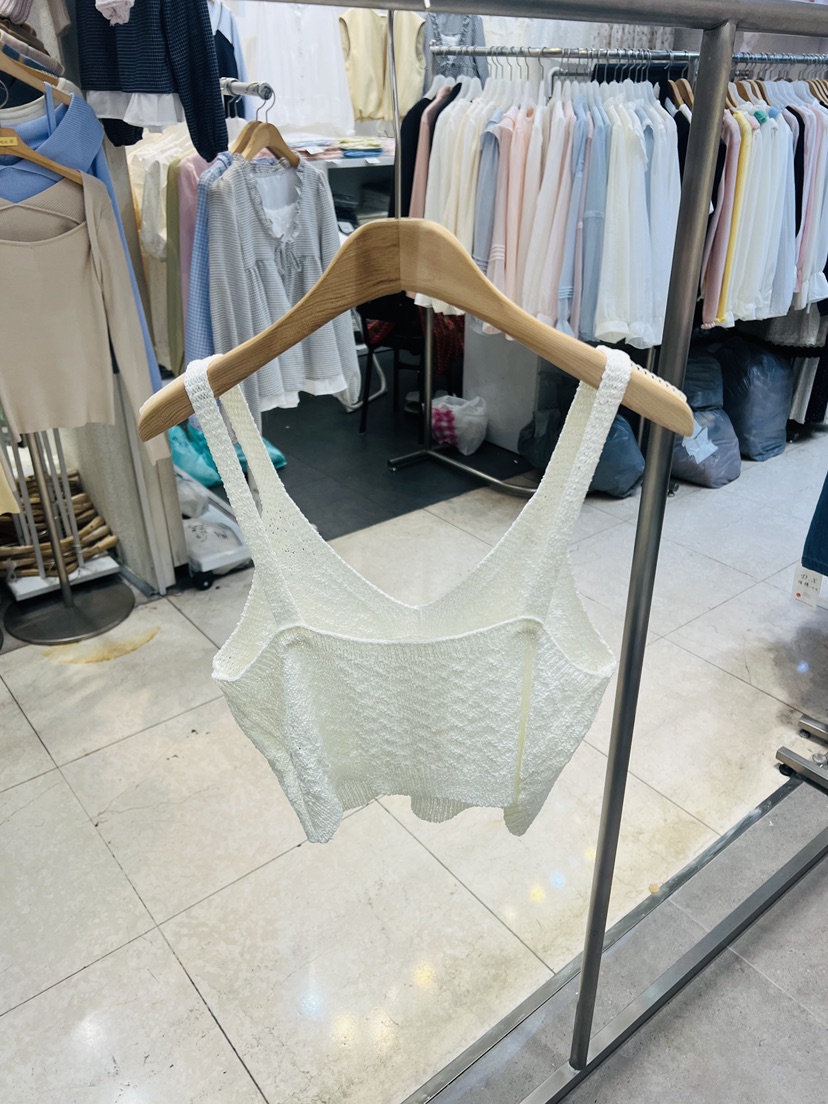 BLACK NOTE東大門實拍女士新款推薦職業真品吊帶背心奶油色BLACK NOTE吊帶/背心