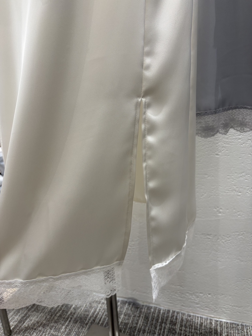 AT THE TOP韓國直郵女裝新品休閑時尚熱賣26春夏長裙蕾絲AT THE TOP長裙