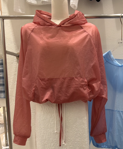 AT THE TOP東大門直郵女士新款熱賣時尚人氣職業推薦衛衣AT THE TOP衛衣圖色1