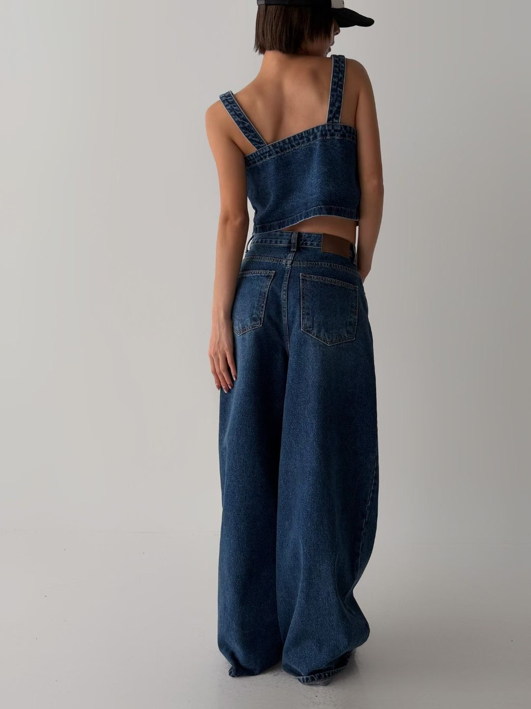 BLOCK韓國東大門直郵女士新款休閑推薦時尚職業熱賣吊帶背心BLOCK吊帶/背心