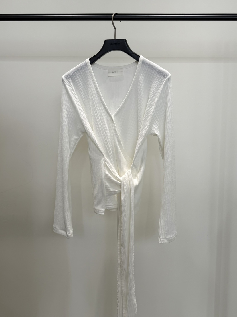 GALERIE NUIT韓國東大門直郵女裝新品熱賣推薦休閑長袖T恤GALERIE NUIT長袖T恤圖色1