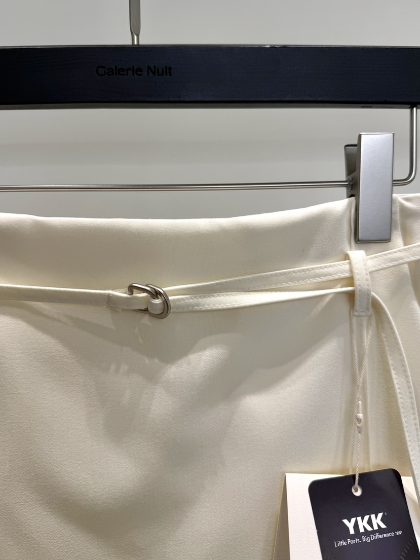 GALERIE NUIT韓國東大門直郵女裝新款時尚26春夏裙褲疊穿GALERIE NUIT裙褲