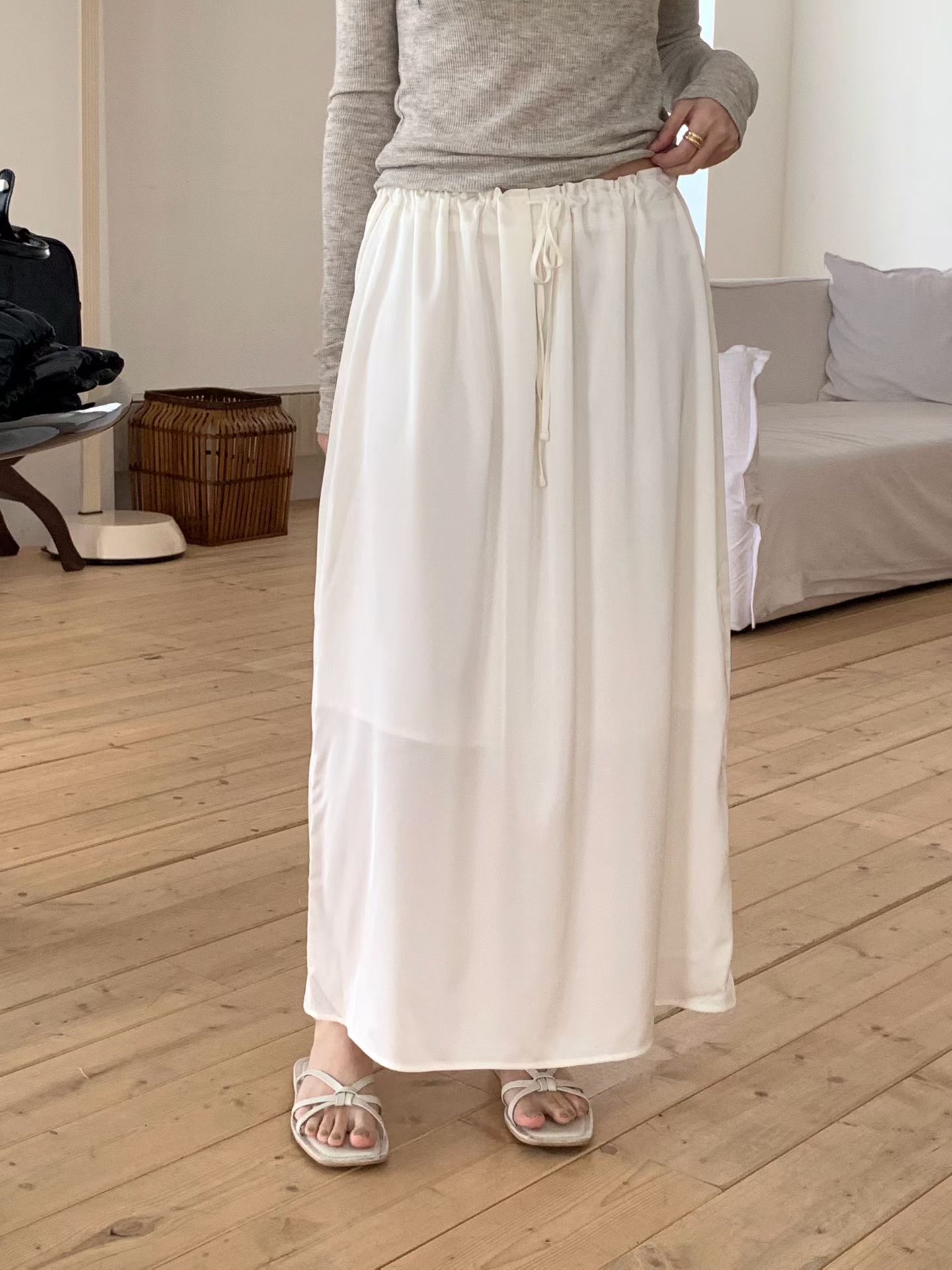 AND韓國東大門直郵女裝新款熱賣26春夏人氣推薦職業長裙緞面AND長裙圖色1