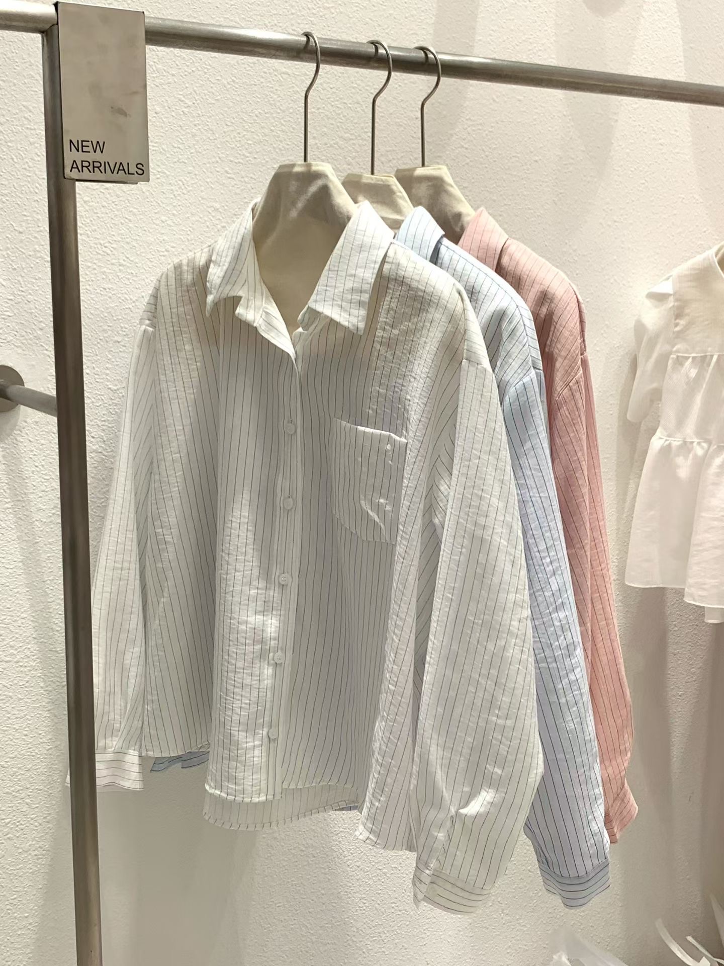 AND韓國直郵實拍女裝新款時尚休閑26春夏人氣職業襯衫蕾絲衫AND襯衫/蕾絲衫圖色2左二色