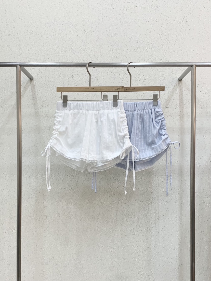 LIGHT AND SALT韓國東大門直郵女士新品時尚短褲喇叭形LIGHT AND SALT短褲