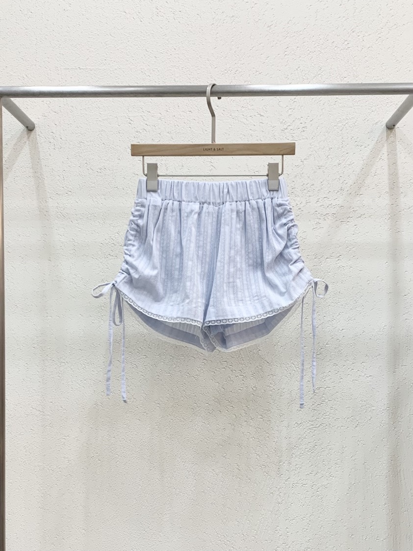 LIGHT AND SALT韓國東大門直郵女士新品時尚短褲喇叭形LIGHT AND SALT短褲圖色2