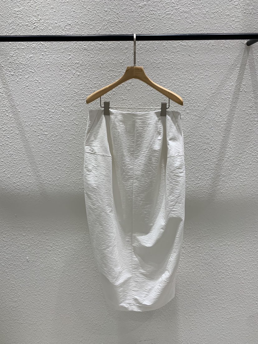 LUCY SALON韓國東大門代購女士新款推薦人氣職業26春夏長裙LUCY SALON長裙圖色1