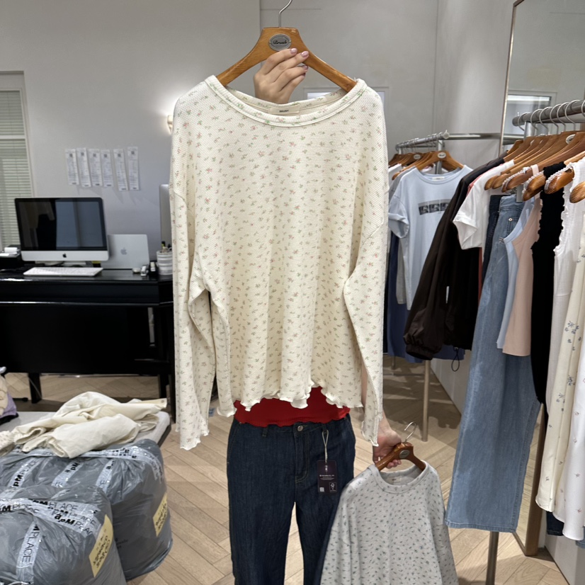 BRUSH-P/MULETTE韓國直郵實拍女士新品職業長袖T恤花朵BRUSH-P/MULETTE長袖T恤圖色2