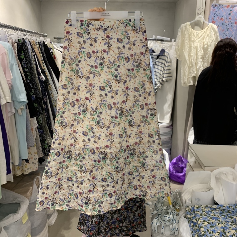 LOGROAD韓國直郵女裝新款熱賣休閑26春夏職業時尚推薦長裙LOG ROAD長裙圖色1