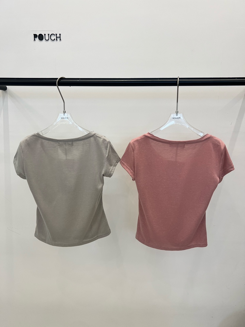 POUCH韓國東大門直郵女士新款推薦時尚熱賣人氣休閑職業T恤POUCHT恤