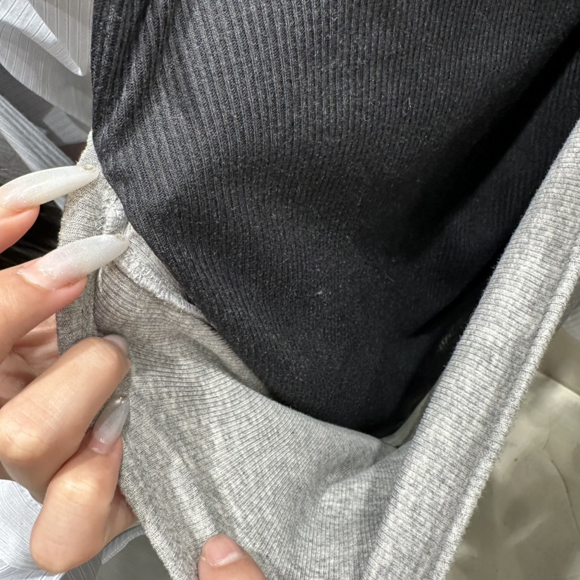 BENE韓國直郵實拍女裝新品職業熱賣推薦人氣休閑T恤假兩件BENET恤