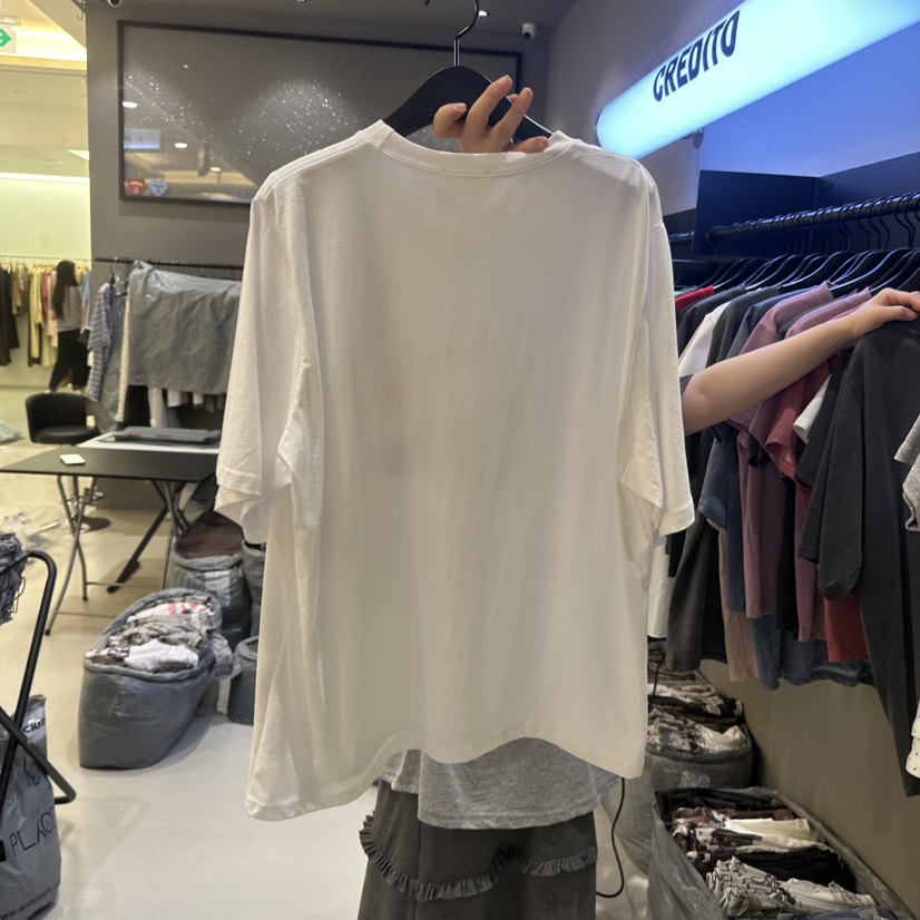 CREDITO韓國東大門直郵女裝新款時尚職業推薦休閑人氣T恤CREDITOT恤