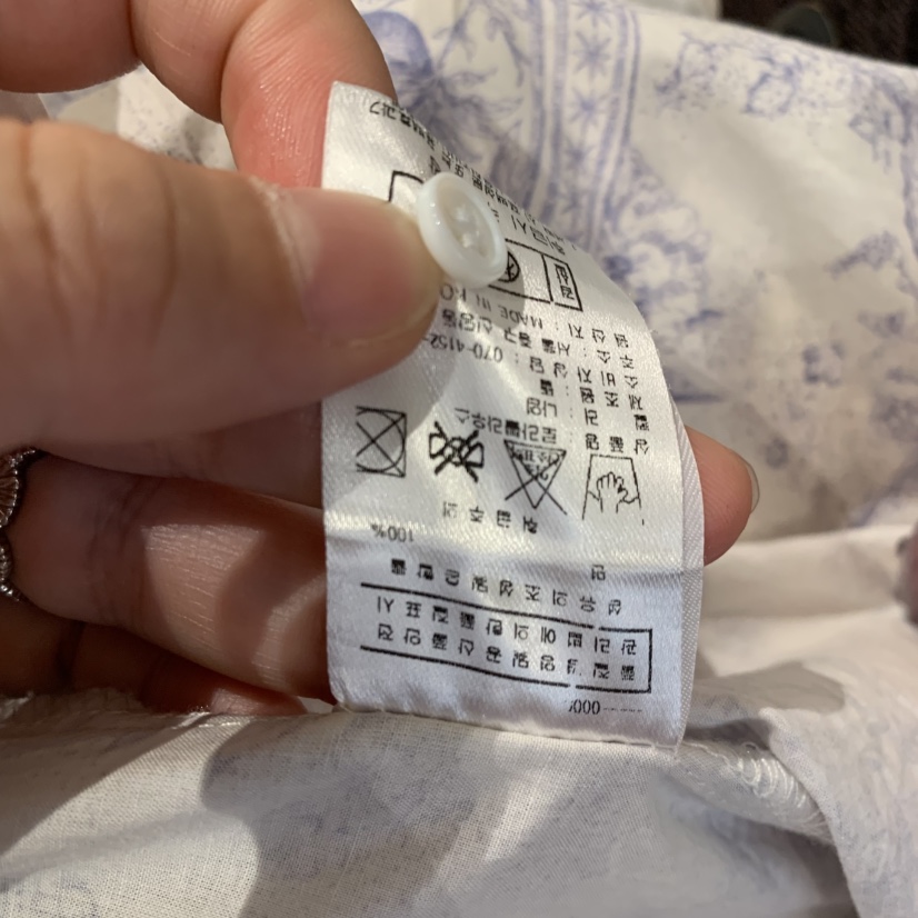 LE JARDINET韓國直郵女士新款推薦熱賣休閑襯衫蕾絲衫褶皺LE JARDINET襯衫/蕾絲衫