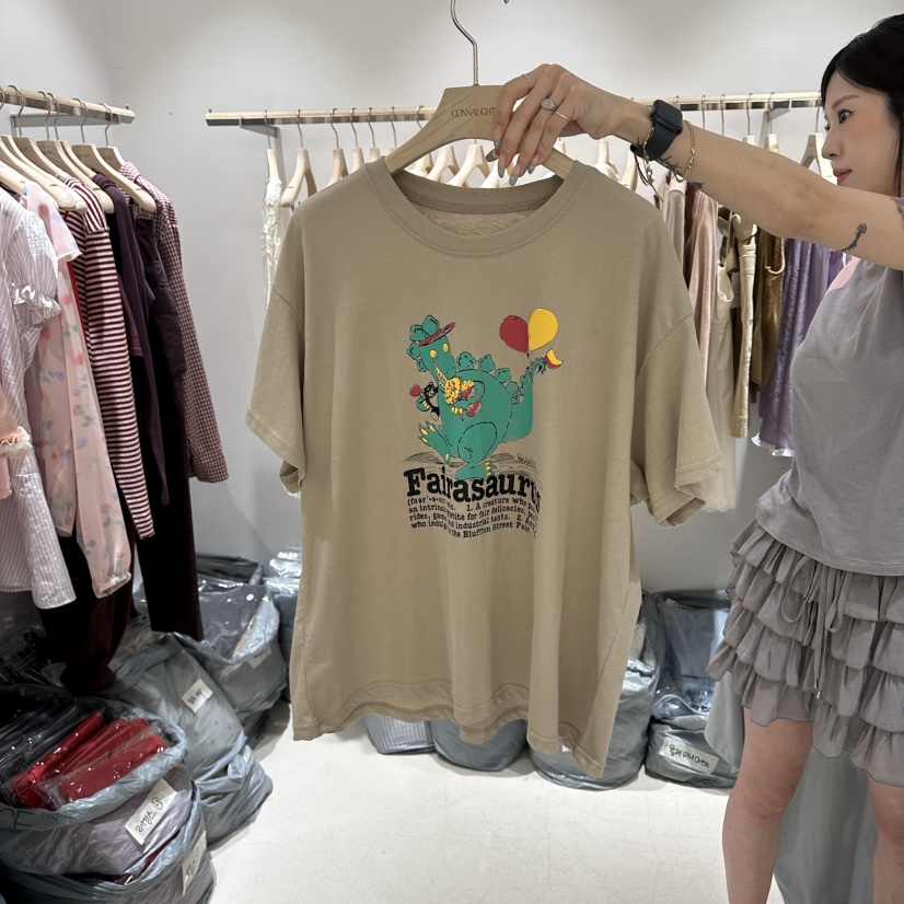 CONNAUGHT/DAILYJUD韓國東大門直郵女士新品職業時尚T恤CONNAUGHT/DAILYJUDT恤圖色1