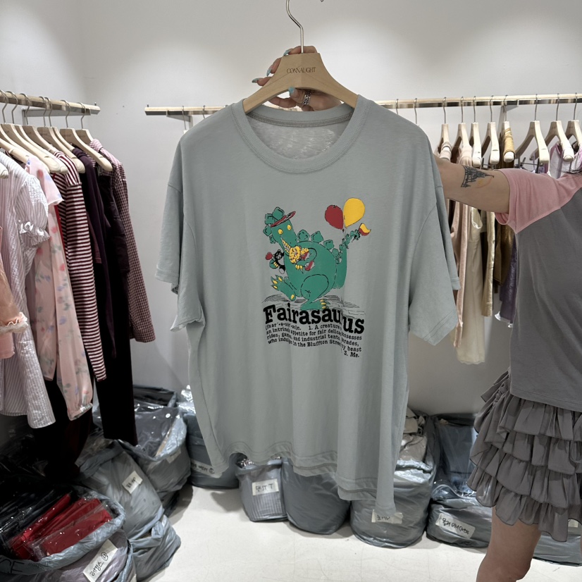 CONNAUGHT/DAILYJUD韓國東大門直郵女士新品職業時尚T恤CONNAUGHT/DAILYJUDT恤圖色2