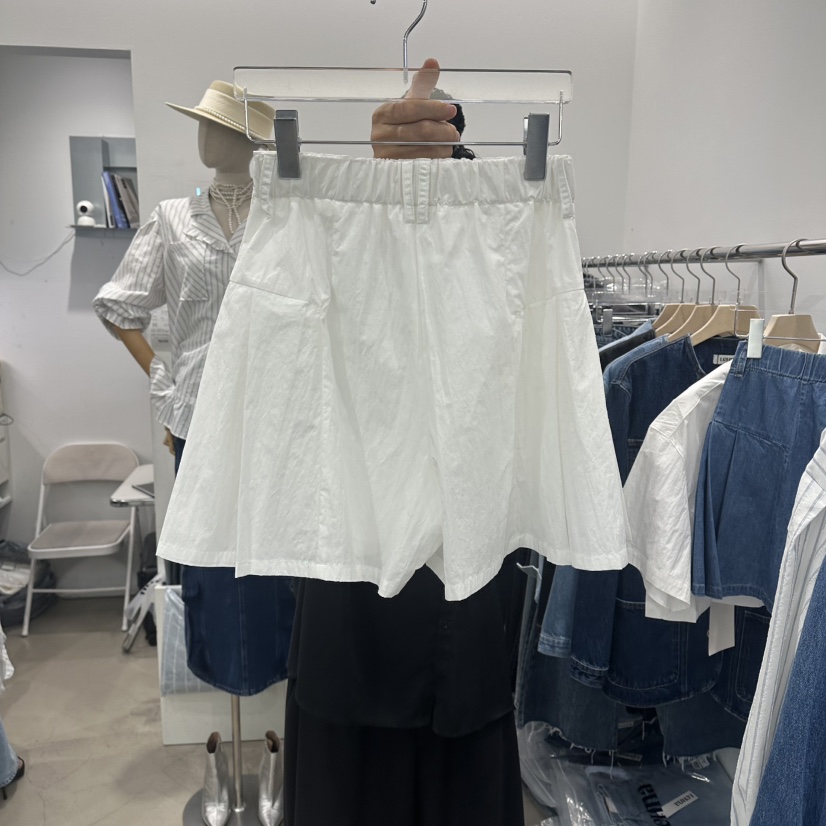 LEHNA韓國東大門直郵女裝新款熱賣時尚職業休閑推薦人氣短褲LEHNA短褲