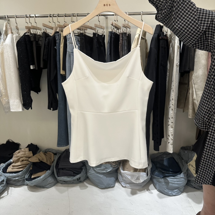 BES韓國東大門直郵女裝新品職業人氣時尚熱賣26春夏吊帶背心BES SEOUL吊帶/背心圖色1