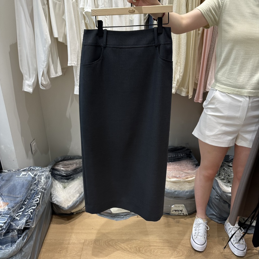 aube nunt韓國直郵實拍女裝新品推薦人氣職業半身裙中短裙aube nunt半身裙/中短裙圖色2墨色