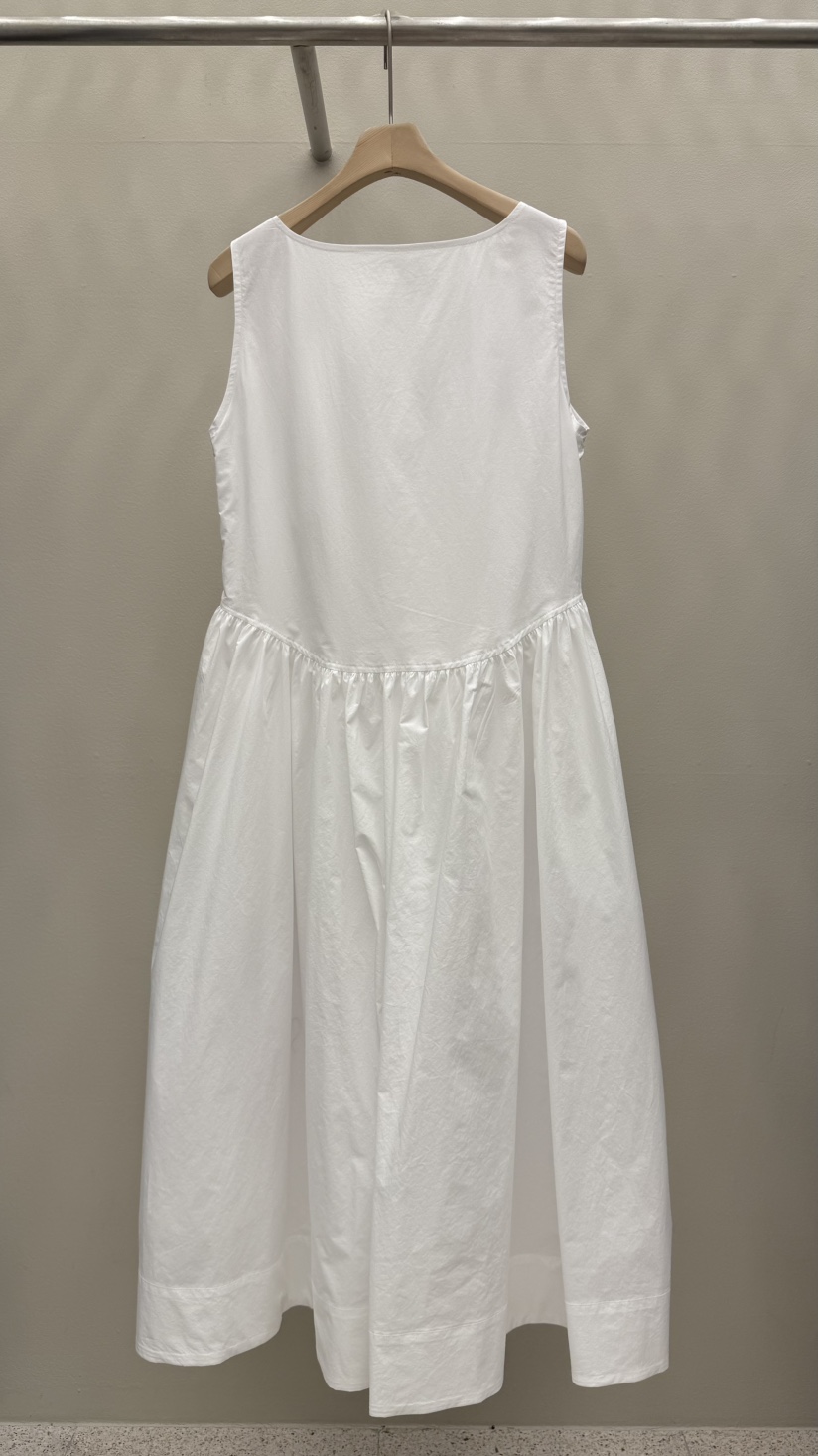 EOOB/LAMEREI韓國代購女裝新款休閑熱賣職業推薦連衣裙船領EOOB/LAMEREI連衣裙