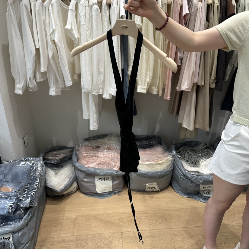 aube nunt韓國東大門代購女裝新款時尚推薦熱賣吊帶背心aube nunt吊帶/背心圖色3黑色
