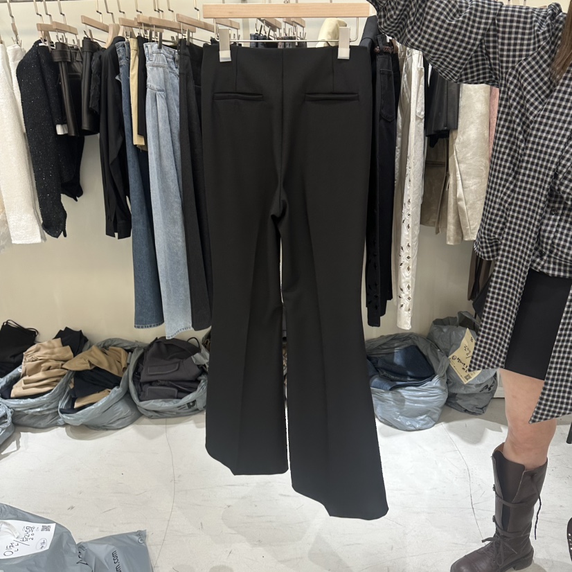 BES韓國直郵實拍女裝新款推薦時尚職業人氣熱賣休閑褲荷葉邊BES SEOUL休閑褲