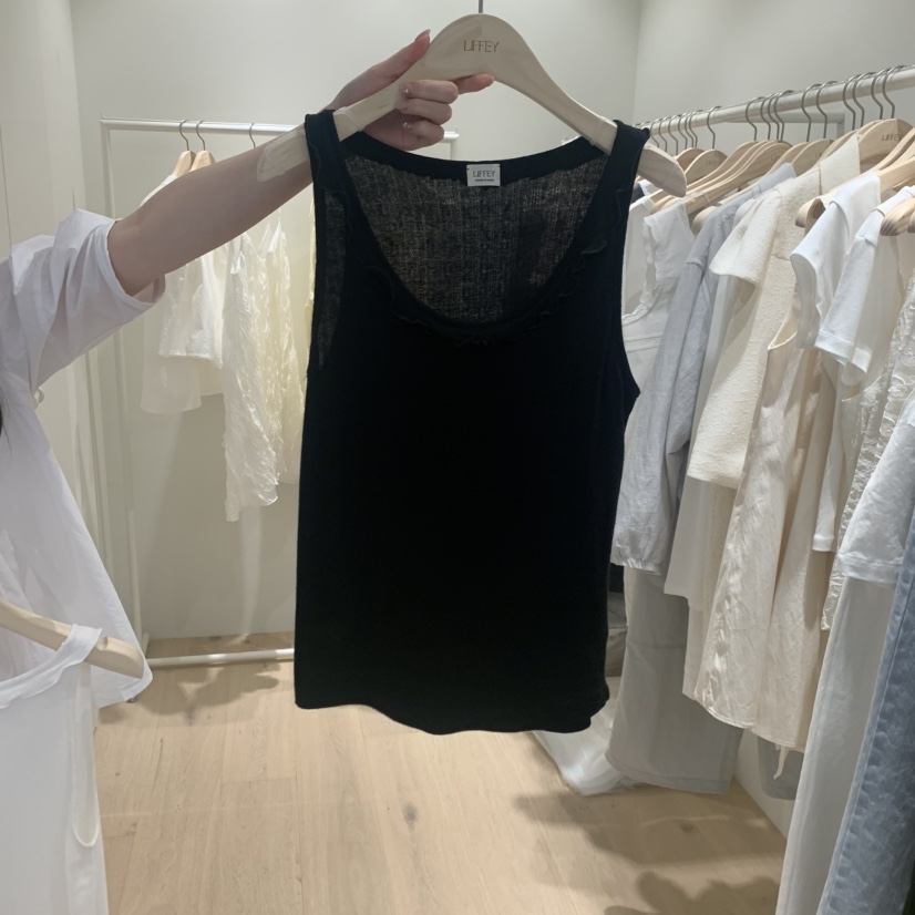 LIFFEY韓國東大門直郵女士新款休閑推薦吊帶背心蕾絲鏤空LIFFEY吊帶/背心圖色2