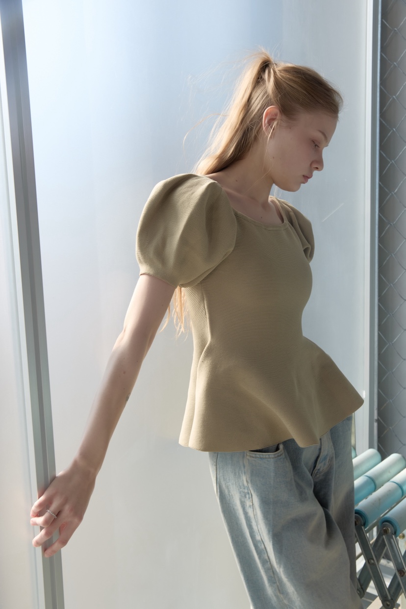 UOOV韓國直郵女裝新品人氣職業26春夏休閑襯衫蕾絲衫喇叭UOOV襯衫/蕾絲衫