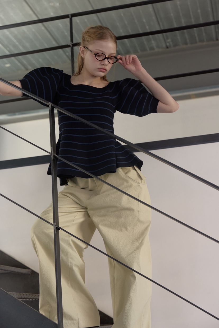 UOOV韓國直郵女裝新品人氣職業26春夏休閑襯衫蕾絲衫喇叭UOOV襯衫/蕾絲衫