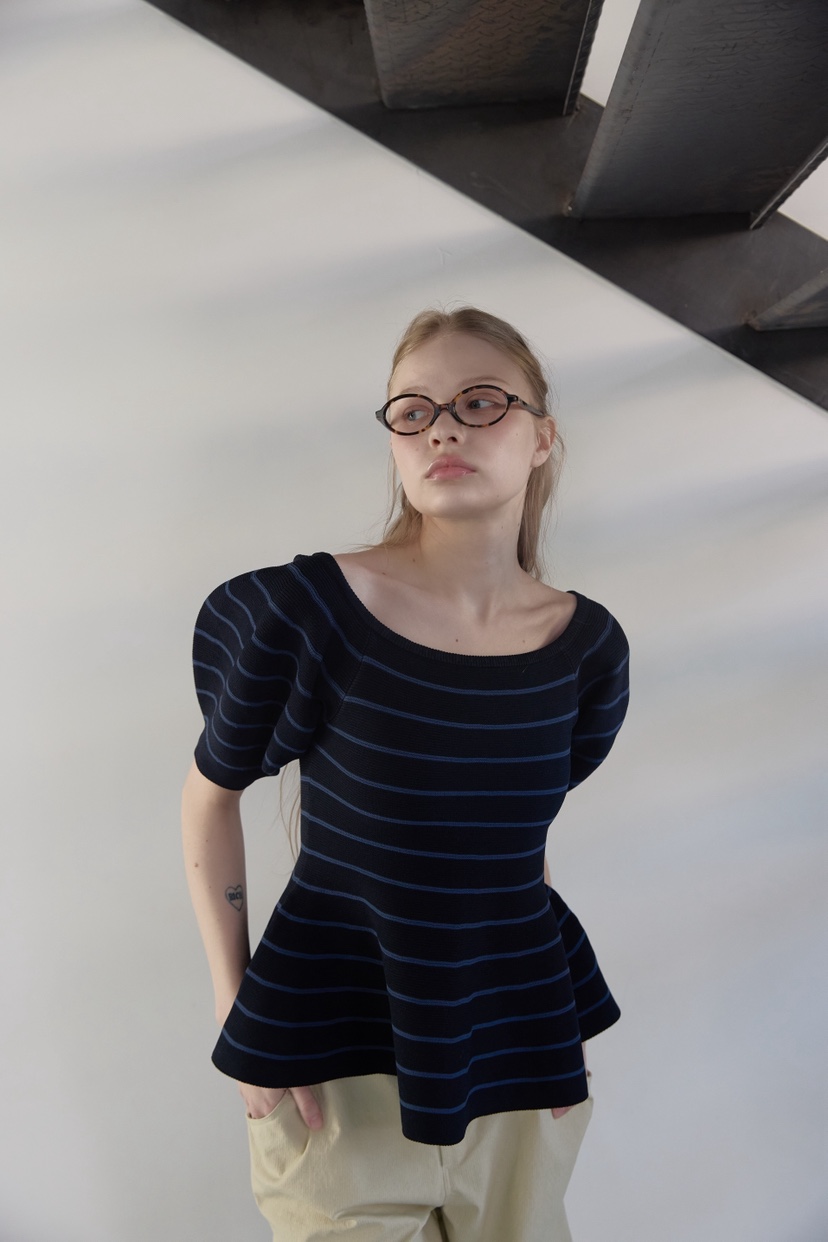 UOOV韓國直郵女裝新品人氣職業26春夏休閑襯衫蕾絲衫喇叭UOOV襯衫/蕾絲衫