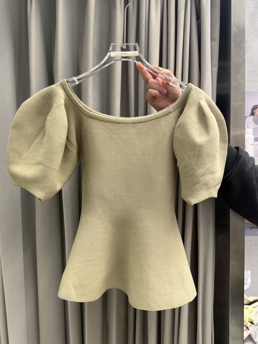 UOOV韓國直郵女裝新品人氣職業26春夏休閑襯衫蕾絲衫喇叭UOOV襯衫/蕾絲衫圖色1實際價格39000