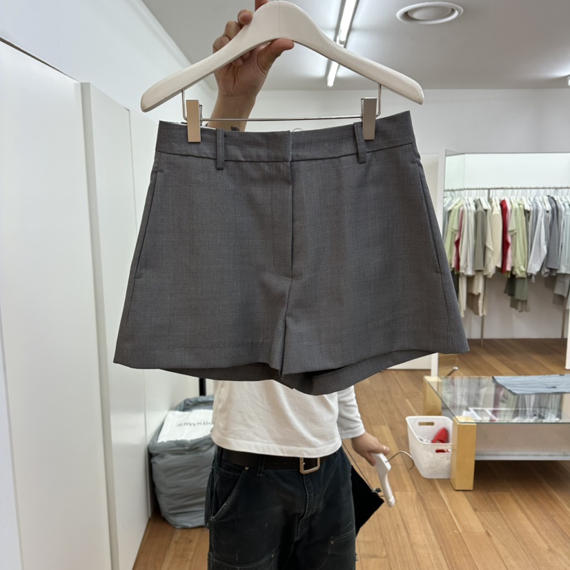 MYNAMEIS/AIME HOPE MAKE韓國直郵實拍女裝新款職業短褲MYNAMEIS/AIME HOPE MAKE短褲圖色1