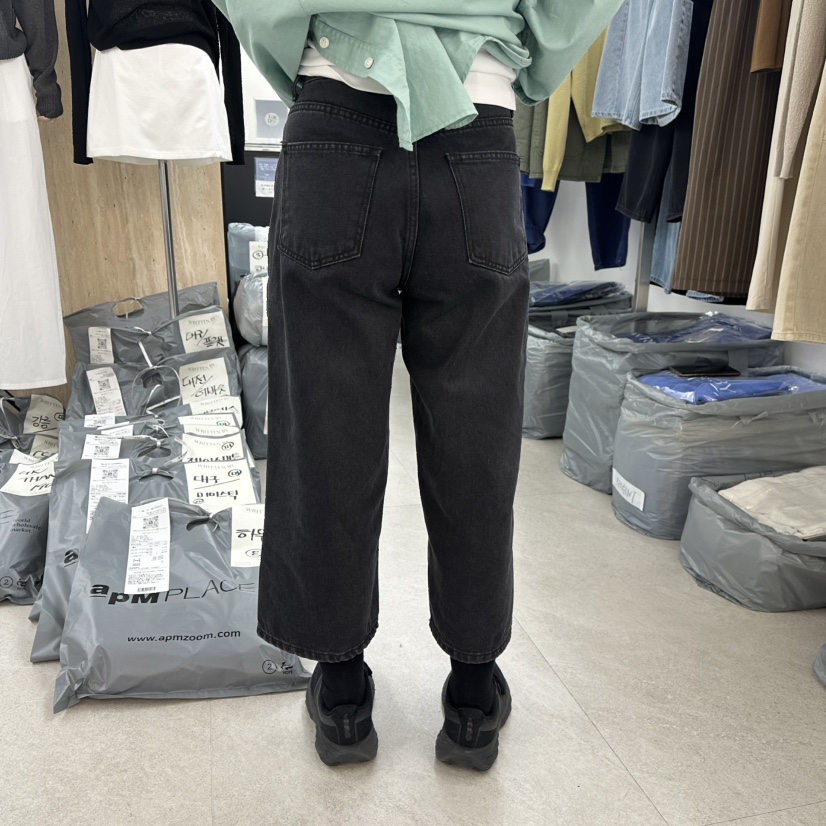 WRITTEN BY韓國直郵女裝新品職業26春夏推薦人氣熱賣牛仔褲WRITTEN BY牛仔褲