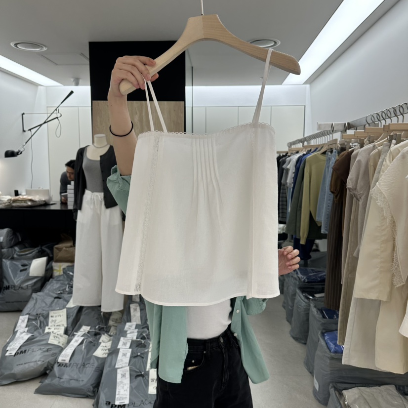 WRITTEN BY韓國東大門直郵女裝新款職業吊帶背心蕾絲褶裥WRITTEN BY吊帶/背心圖色1